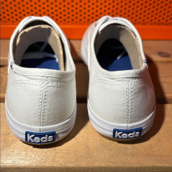 Keds Women's Champion Originals in White - Picture 7 of 9